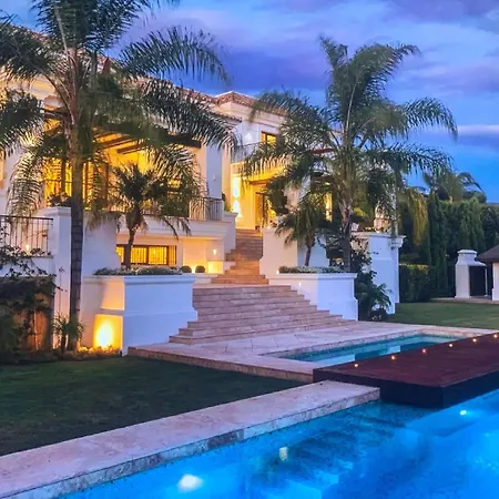 Chalet Mediterranean Villa In Sierra Blanca Marbella